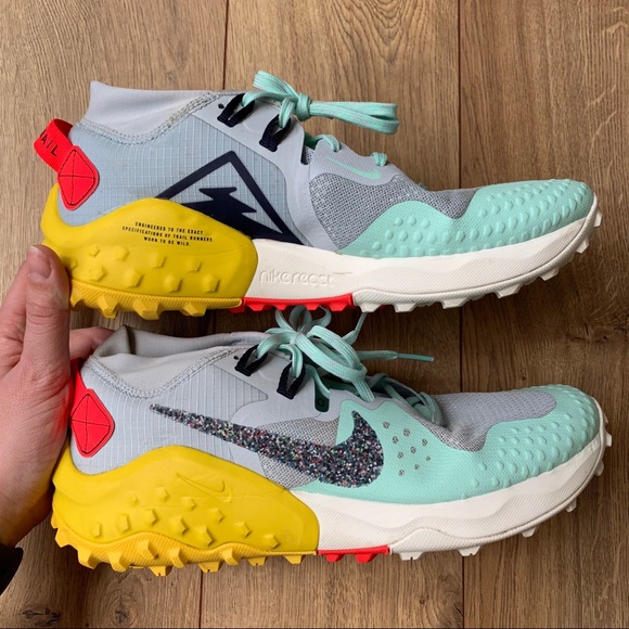 Nike Women’s Wildhorse 6 Hiking Shoes - Picture 7 of 10